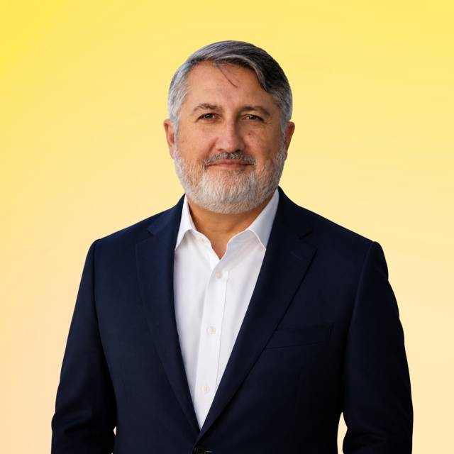 George Constantinescu